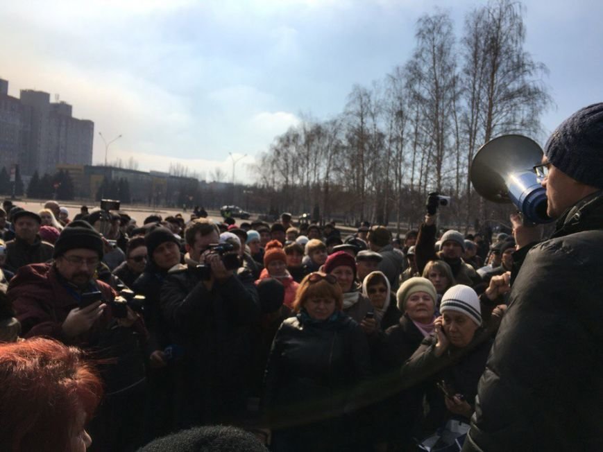 Семенченко на вече: То, что начато в Кривом Роге, это также важно, как и Майдан в Киеве! Это тоже фронт! (ФОТО) (фото) - фото 1 Семенченко на вече: То, что начато в Кривом Роге, это также важно, как и Майдан в Киеве! Это тоже фронт! (ФОТО) (фото) - фото 1