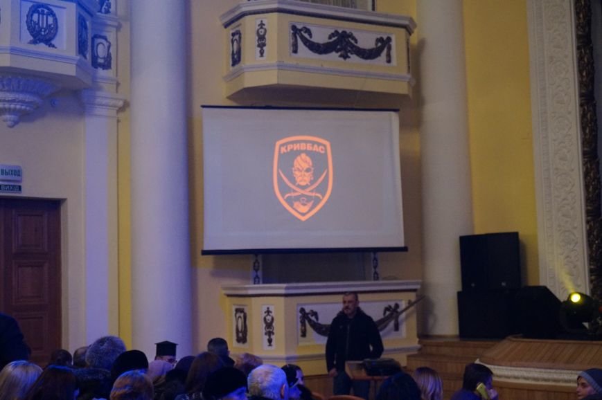 В годовщину выхода из Дебальцево награды погибших бойцов батальона В годовщину выхода из Дебальцево награды погибших бойцов батальона