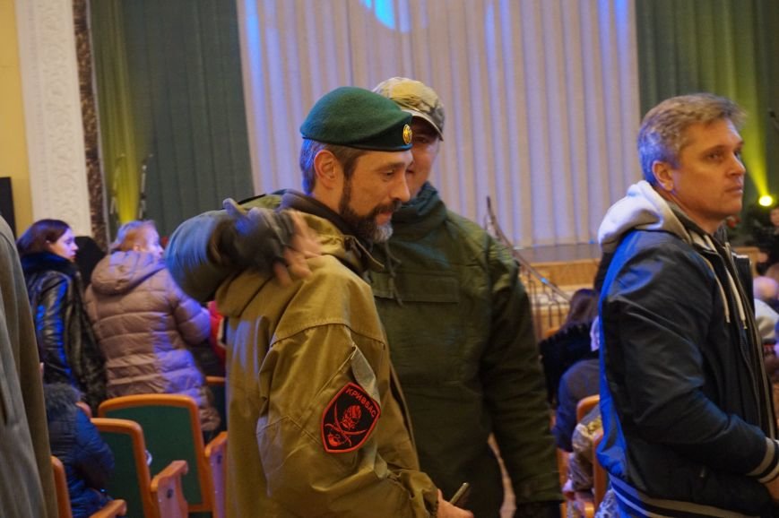 В годовщину выхода из Дебальцево награды погибших бойцов батальона В годовщину выхода из Дебальцево награды погибших бойцов батальона