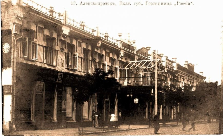 Прогулки по Запорожью с Романом Акбашем: гуляем по Горького-Почтовой (фото) - фото 8 Прогулки по Запорожью с Романом Акбашем: гуляем по Горького-Почтовой (фото) - фото 8