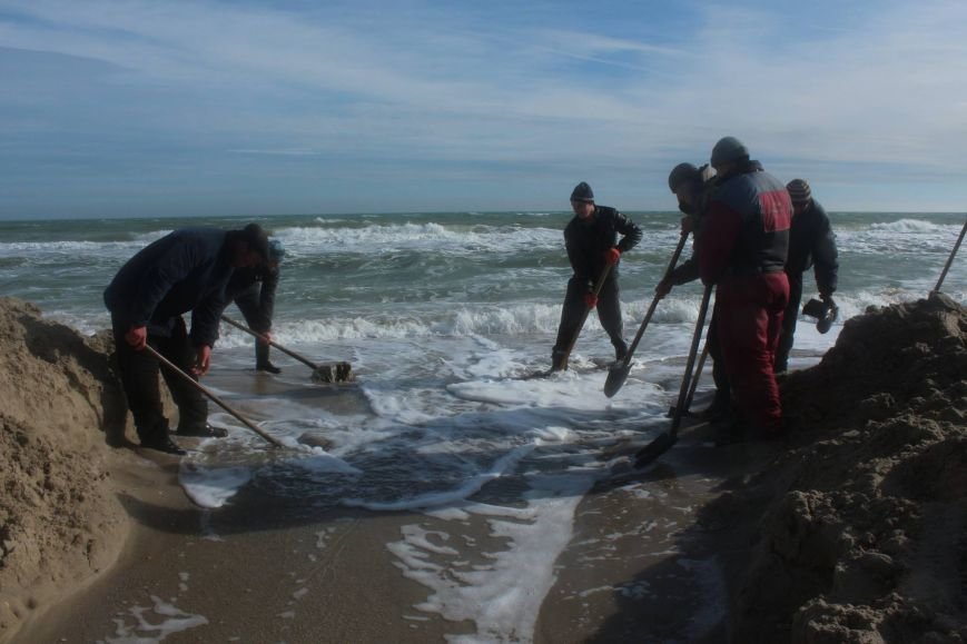 Морской прорыв: Под Одесской экологи соединили лиман с морем (ФОТО) (фото) - фото 1