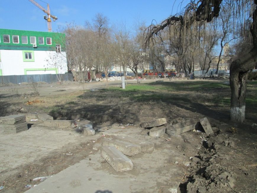 В центре Одессы выросли настоящие баррикады (ФОТОРЕПОРТАЖ) (фото) - фото 1