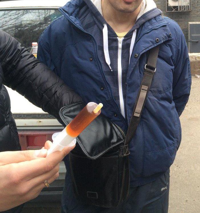 Полицейские провели рейды по наркопритонам Днепропетровской и Запор... Полицейские провели рейды по наркопритонам Днепропетровской и Запорожской областей (ФОТО) (фото) - фото 6
