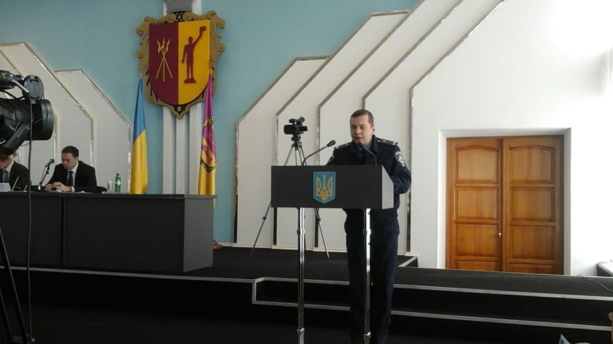 В Днепродзержинске подняли проблему «генделиков», краж кабелей и медленного реагирования полиции на сообщения о преступлениях (фото) - фото 1 В Днепродзержинске подняли проблему «генделиков», краж кабелей и медленного реагирования полиции на сообщения о преступлениях (фото) - фото 1