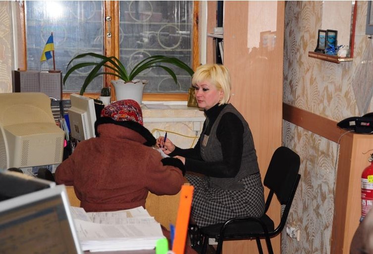 Городской голова Славянска провел совещание в Управлении социальной защите (фото) - фото 3 Городской голова Славянска провел совещание в Управлении социальной защите (фото) - фото 3