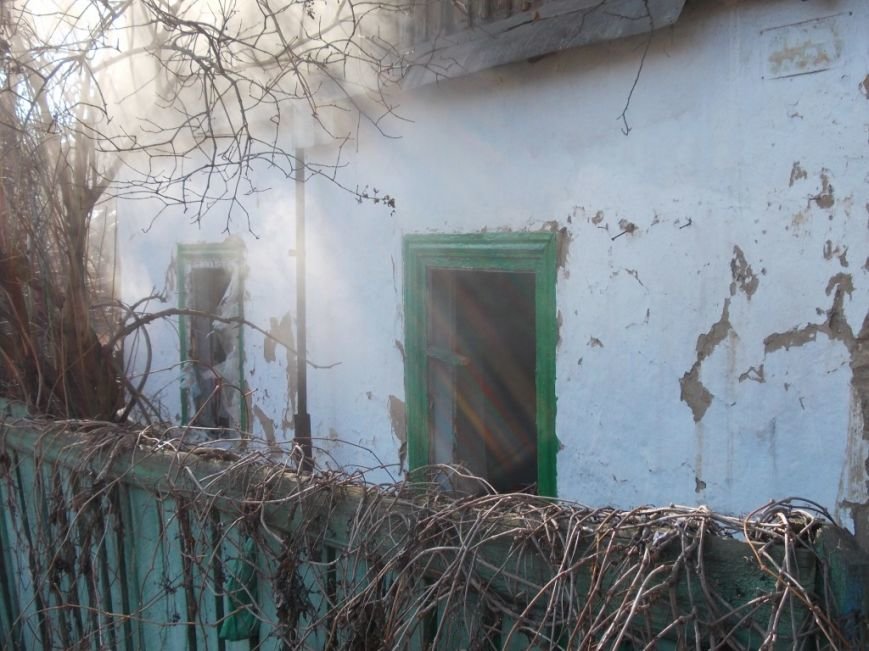 В Запорожье при пожаре погибла 76-летняя женщина (ФОТО) (фото) - фото 1 В Запорожье при пожаре погибла 76-летняя женщина (ФОТО) (фото) - фото 1