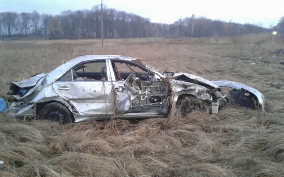 Авто в кюветі - дві смерті на Рівненщині (фото) - фото 1