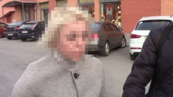 На Днепропетровщине работник СЭС и его сожительница На Днепропетровщине работник СЭС и его сожительница