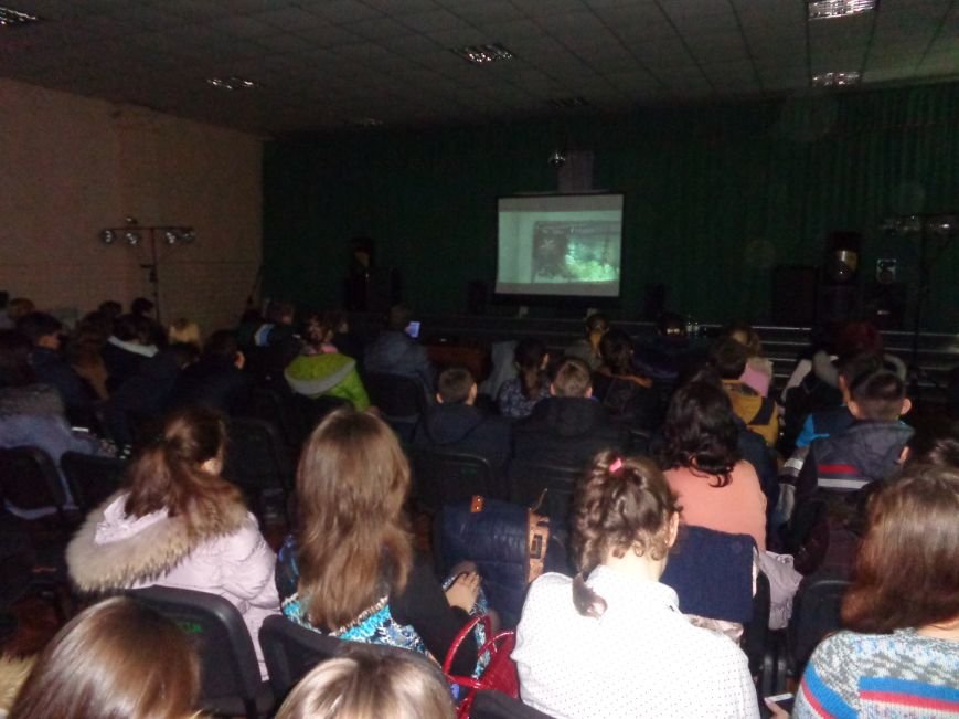 В Красноармейске состоялся показ украинского фильма-номинанта на премию «Оскар» (фото) - фото 9 В Красноармейске состоялся показ украинского фильма-номинанта на премию «Оскар» (фото) - фото 9
