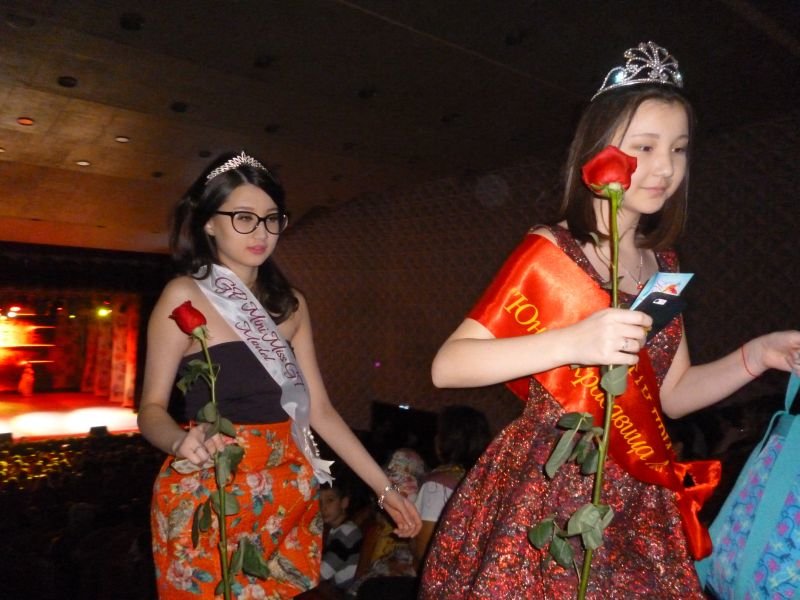 Театр моды Колибри отметил свой 15-летитний юбилей (фото) - фото 1 Театр моды Колибри отметил свой 15-летитний юбилей (фото) - фото 1