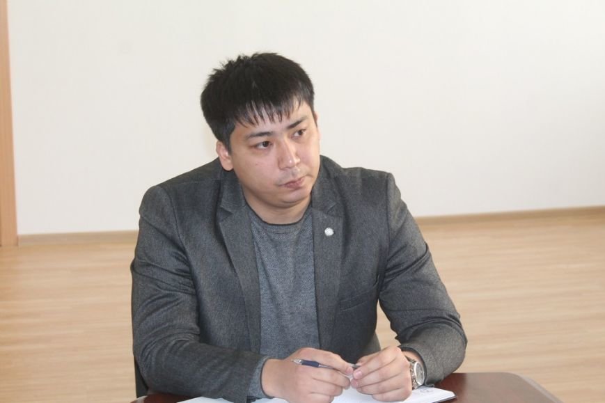 Олжас Каржауов Олжас Каржауов