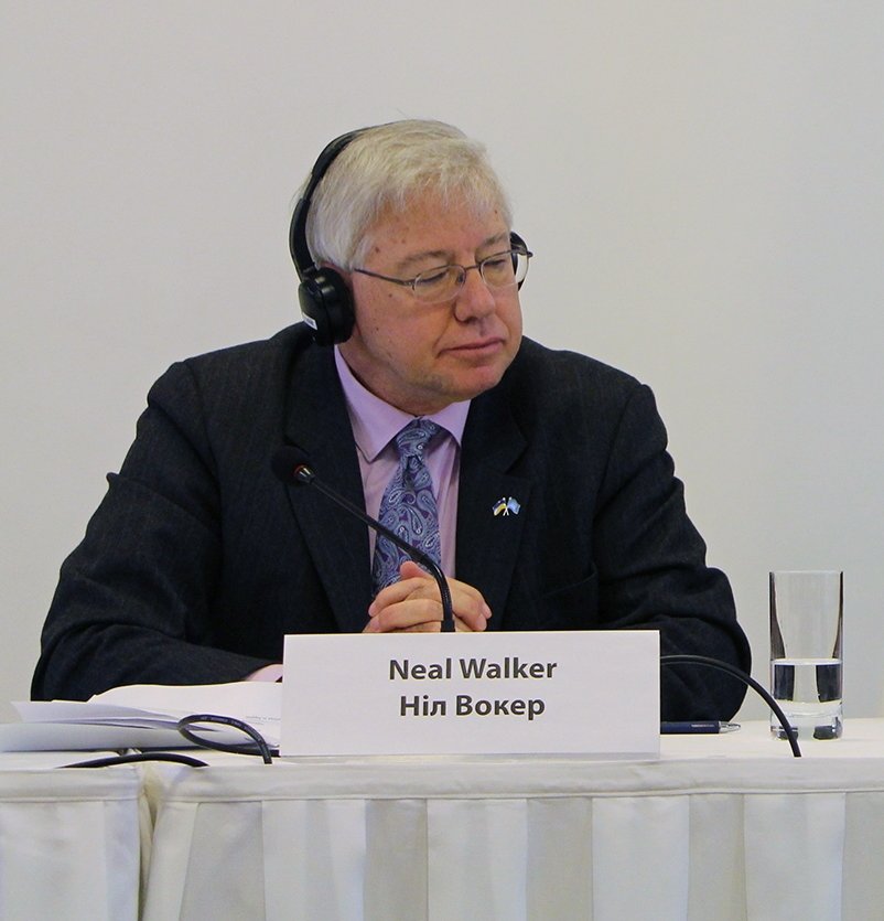 нил уокер нил уокер