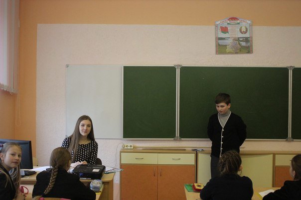 Егор Гололобов в свои 17 лет был назначен на должность директора. В новополоцкой гимназии №1 прошел День самоуправления (фото) - фото 4 Егор Гололобов в свои 17 лет был назначен на должность директора. В новополоцкой гимназии №1 прошел День самоуправления (фото) - фото 4
