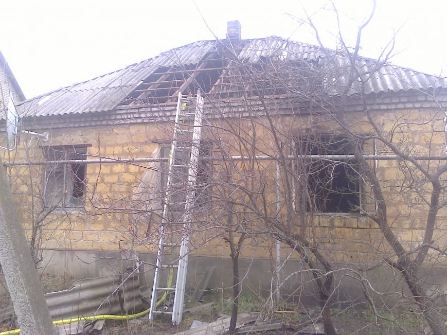 В Станице в страшном пожаре погиб 67-летний мужчина (ФОТО) (фото) - фото 1 В Станице в страшном пожаре погиб 67-летний мужчина (ФОТО) (фото) - фото 1