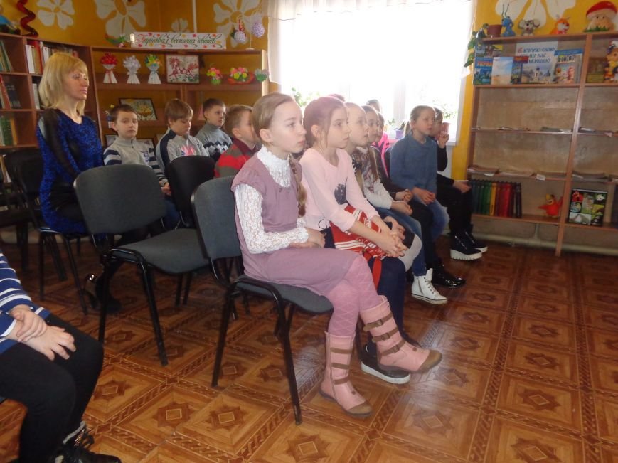 Наша честь, гордость и слава: в детской библиотеке имени А. П. Гайд... Наша честь, гордость и слава: в детской библиотеке имени А. П. Гайдара поговорили о многогранной личности Тараса Шевченко (фото) - фото 14