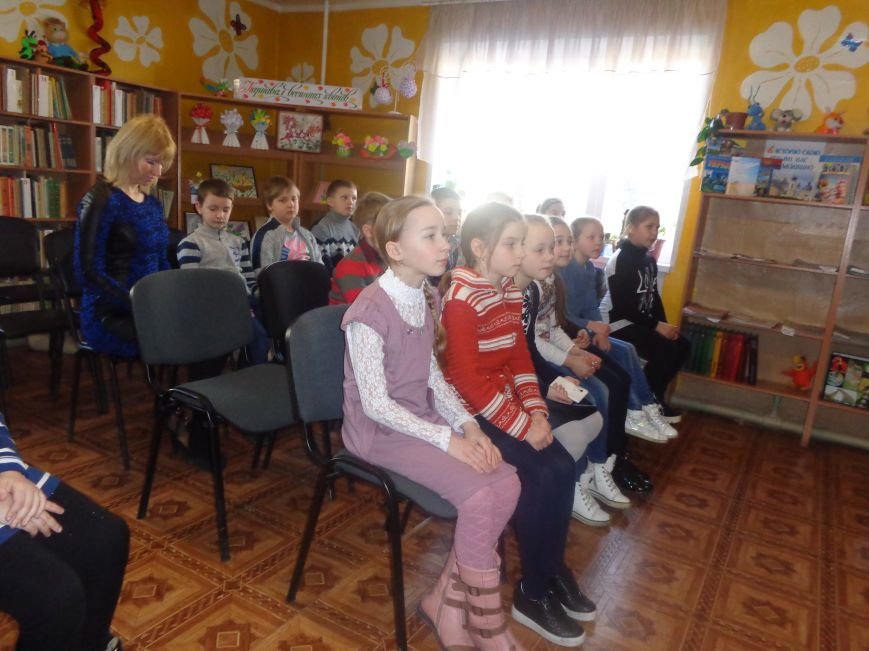 Наша честь, гордость и слава: в детской библиотеке имени А. П. Гайд... Наша честь, гордость и слава: в детской библиотеке имени А. П. Гайдара поговорили о многогранной личности Тараса Шевченко (фото) - фото 2