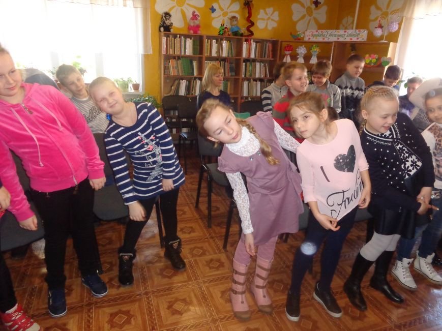 Наша честь, гордость и слава: в детской библиотеке имени А. П. Гайд... Наша честь, гордость и слава: в детской библиотеке имени А. П. Гайдара поговорили о многогранной личности Тараса Шевченко (фото) - фото 26