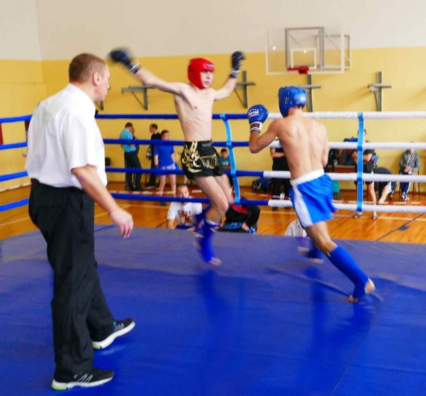 Звезда новополоцкого спорта Сергей Скиба выиграл чемпионат Беларуси по тайскому боксу (фото) - фото 1 Звезда новополоцкого спорта Сергей Скиба выиграл чемпионат Беларуси по тайскому боксу (фото) - фото 1