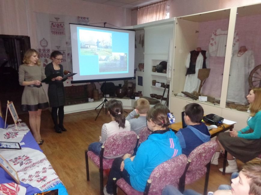Свободный художник, патриот и бунтарь: в Красноармейском историческ... Свободный художник, патриот и бунтарь: в Красноармейском историческом музее рассказали о жизненном пути Тараса Шевченко (фото) - фото 5