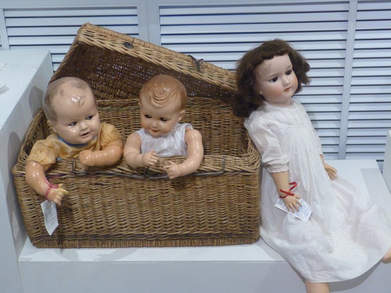 В Сыктывкар приехали старинные куклы (фото) - фото 5