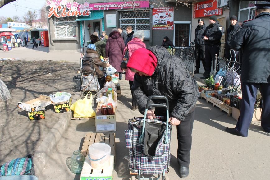 Новый бой белоцерковской «стихийной торговле» (фото) (фото) - фото 2 Новый бой белоцерковской «стихийной торговле» (фото) (фото) - фото 2