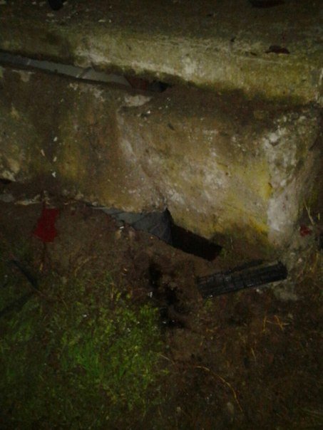 Под Одессой полная машина людей врезалась в бетонные блоки (ФОТО) (фото) - фото 1