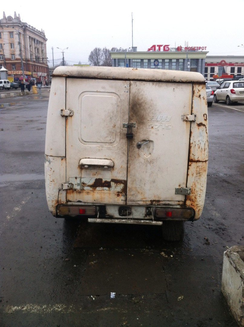 Ревизор был бы в шоке: как хранятся продукты для шаурмы в Днепропетровске (ФОТО) (фото) - фото 1 Ревизор был бы в шоке: как хранятся продукты для шаурмы в Днепропетровске (ФОТО) (фото) - фото 1