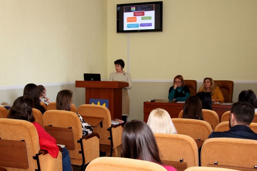 В ДонНТУ Красноармейска обсудили политику инвесторов и корпоративны... В ДонНТУ Красноармейска обсудили политику инвесторов и корпоративные перспективы (фото) - фото 6