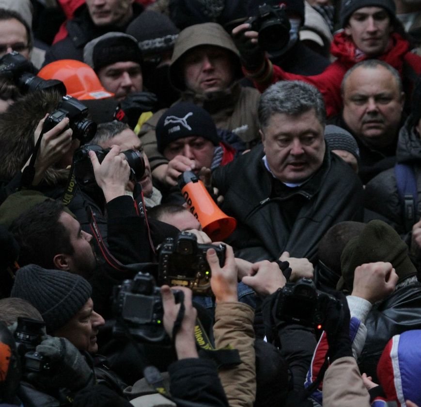 Таксист, спасший Порошенко в Симферополе перед референдумом, теперь... Таксист, спасший Порошенко в Симферополе перед референдумом, теперь жалеет об этом и вспоминает: