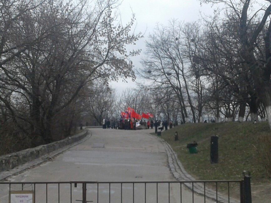 В Киеве сорвали акцию коммунистов (ФОТО) (фото) - фото 1 В Киеве сорвали акцию коммунистов (ФОТО) (фото) - фото 1