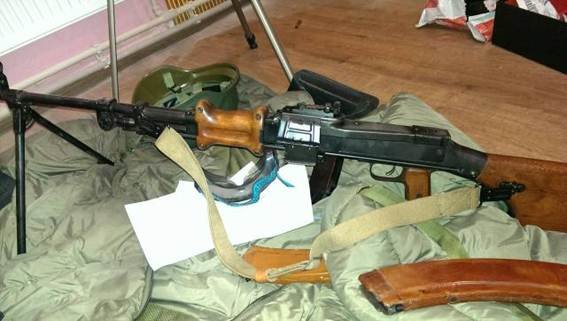 В Днепродзержинске задержали полицейских за В Днепродзержинске задержали полицейских за