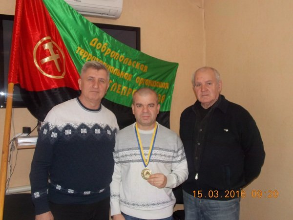 Добропольчанин одержал первенство в тяжелой атлетике на чемпионате Украины (фото) - фото 1 Добропольчанин одержал первенство в тяжелой атлетике на чемпионате Украины (фото) - фото 1