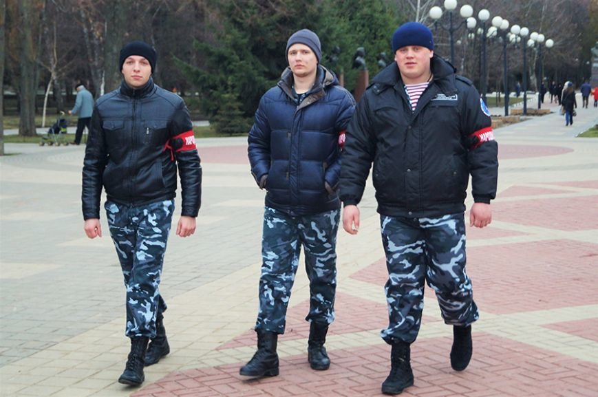 «Украинцы чуточку обиделись». Что говорили белгородцы на митинге в честь присоединения Крыма (фото) - фото 2 «Украинцы чуточку обиделись». Что говорили белгородцы на митинге в честь присоединения Крыма (фото) - фото 2