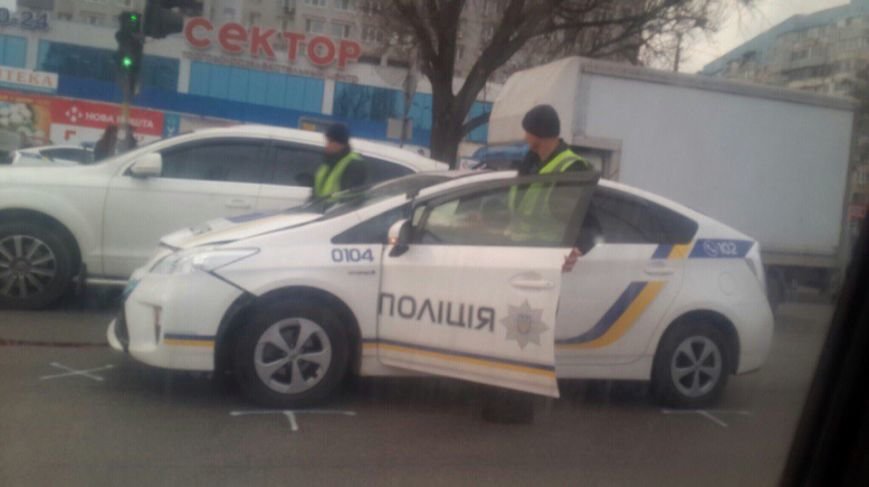 ДТП с полицией на Фрунзенском: патрульная ДТП с полицией на Фрунзенском: патрульная