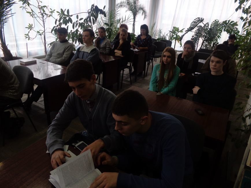 «Захочеш – і будеш!» - в Красноармейской городской библиотеке имени... «Захочеш – і будеш!» - в Красноармейской городской библиотеке имени Т. Г. Шевченко поговорили об удивительной Эмме Андиевской (фото) - фото 8