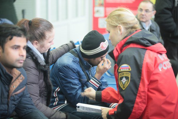 Родственникам погибших в авиакатастрофе в Ростове выплатят по 1 млн рублей - Голубев (фото) - фото 2 Родственникам погибших в авиакатастрофе в Ростове выплатят по 1 млн рублей - Голубев (фото) - фото 2