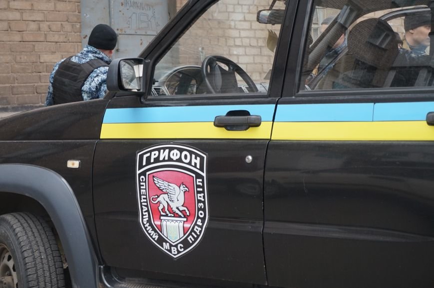 Пока криворожанин служит в АТО, у его жены попытались отобрать Пока криворожанин служит в АТО, у его жены попытались отобрать