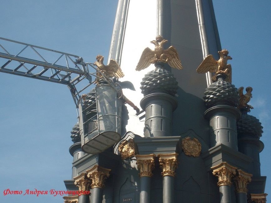 90 тонн чугуна и более 100 кубов бетона в центре Полоцка. Как возрождался памятник Героям Отечественной войны 1812 (фото) - фото 11 90 тонн чугуна и более 100 кубов бетона в центре Полоцка. Как возрождался памятник Героям Отечественной войны 1812 (фото) - фото 11
