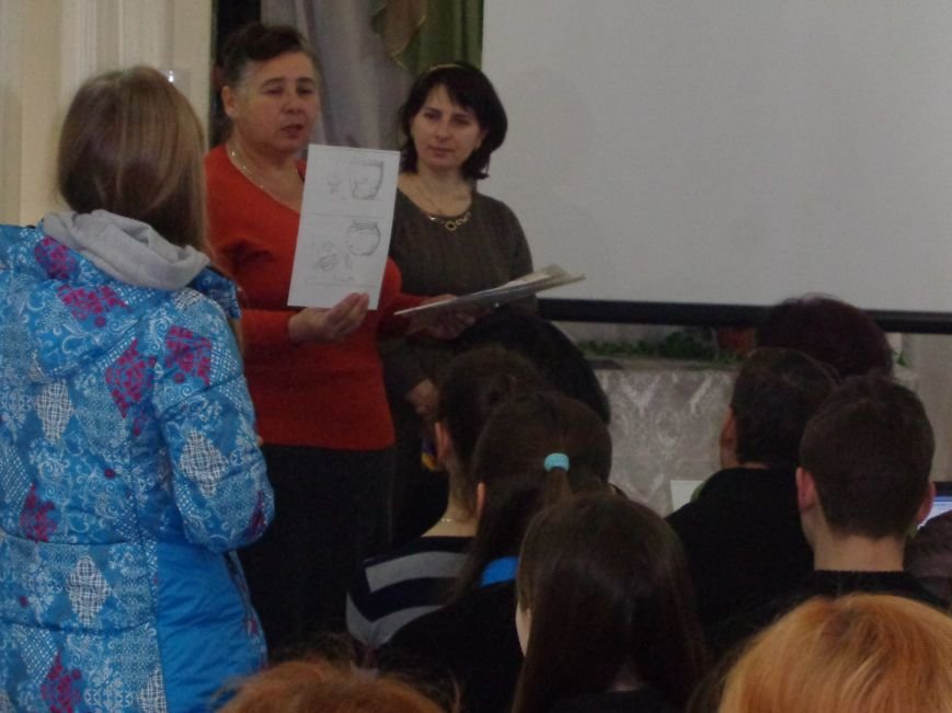 «Це наша з Вами спільна Батьківщина!» - в Красноармейском историческом музее завершилась историко-краеведческая конференция (фото) - фото 2 «Це наша з Вами спільна Батьківщина!» - в Красноармейском историческом музее завершилась историко-краеведческая конференция (фото) - фото 2