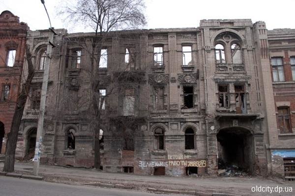 В Днепропетровске разрушился уникальный исторический квартал (ФОТО, ВИДЕО) (фото) - фото 3 В Днепропетровске разрушился уникальный исторический квартал (ФОТО, ВИДЕО) (фото) - фото 3