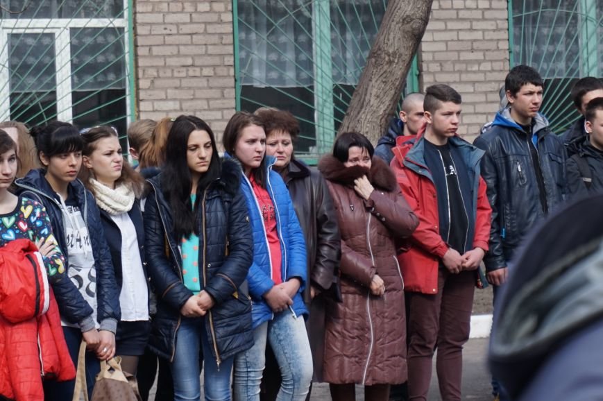 В Криворожском Центре подготовки и переподготовки рабочих кадров увековечили в камне память о своих учениках, погибших в АТО (ФОТО) (фото) - фото 1 В Криворожском Центре подготовки и переподготовки рабочих кадров увековечили в камне память о своих учениках, погибших в АТО (ФОТО) (фото) - фото 1