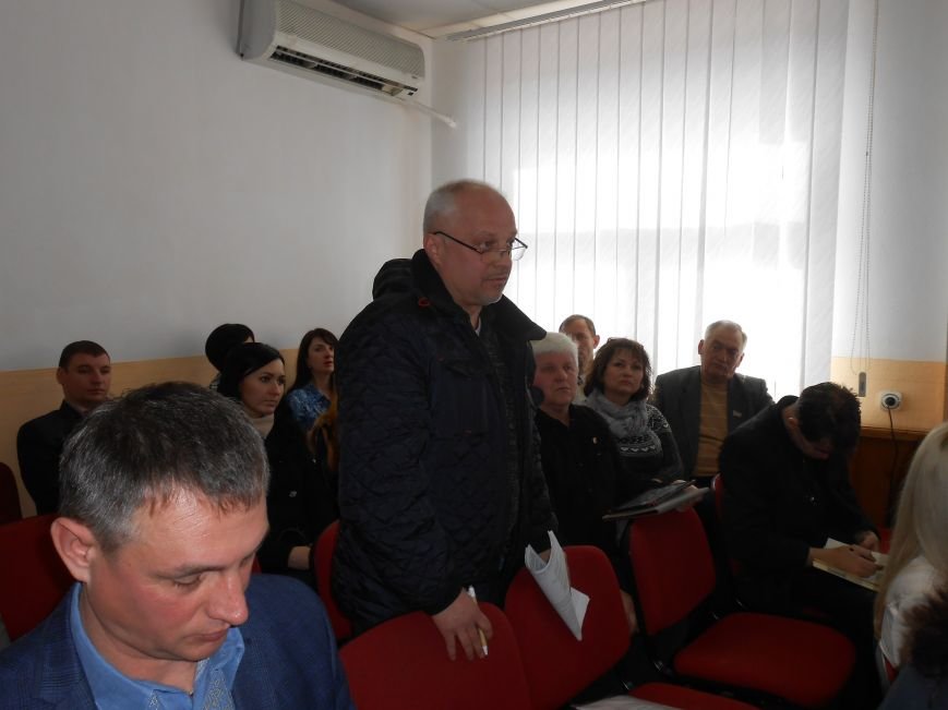 Комплексная схема размещения киосков в Днепродзержинске отправлена на доработку (фото) - фото 1 Комплексная схема размещения киосков в Днепродзержинске отправлена на доработку (фото) - фото 1