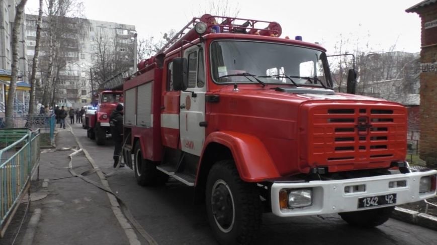 В Сумах ликвидировали условные последствия взрыва газа в квартире (ФОТО) (фото) - фото 1 В Сумах ликвидировали условные последствия взрыва газа в квартире (ФОТО) (фото) - фото 1