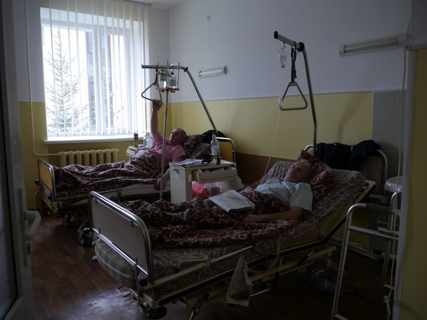 Тернопільська обласна лікарня завдяки «МРІЇ» отримала третій гуманітарний вантаж (ФОТО) (фото) - фото 4 Тернопільська обласна лікарня завдяки «МРІЇ» отримала третій гуманітарний вантаж (ФОТО) (фото) - фото 4