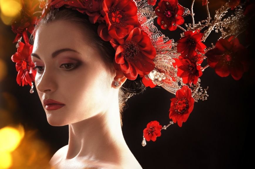 Ульяновская рукодельница сделала венец из фильма «Восхождение Юпитер» (фото) - фото 1