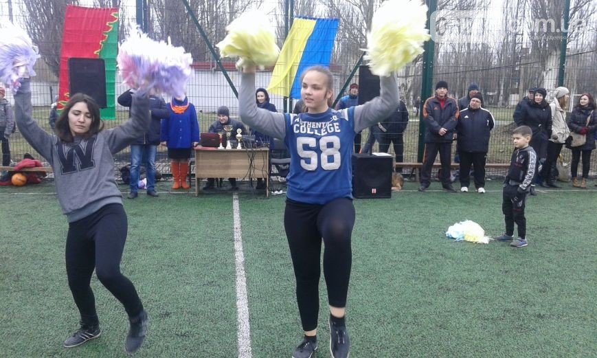 В Авдеевке состоялось торжественное открытие спортивных соревнований по футболу на кубок Сапронова (ФОТО) (фото) - фото 1 В Авдеевке состоялось торжественное открытие спортивных соревнований по футболу на кубок Сапронова (ФОТО) (фото) - фото 1