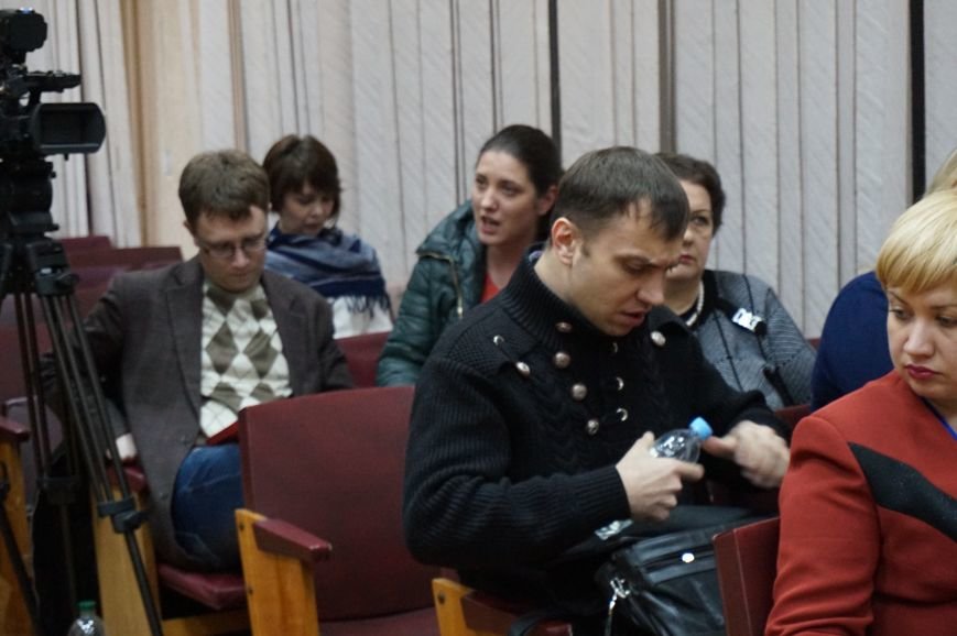 Криворожский горизбирком открыл беспрерывное заседание по установлению результатов выборов (ФОТО) (фото) - фото 2 Криворожский горизбирком открыл беспрерывное заседание по установлению результатов выборов (ФОТО) (фото) - фото 2
