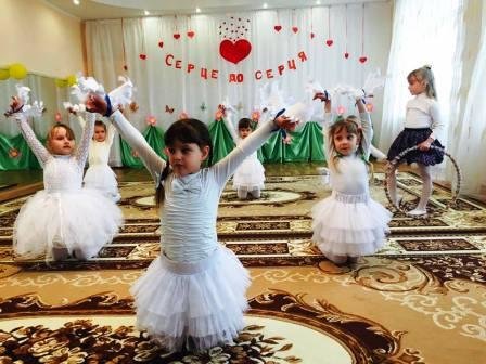 Маленькие херсонцы собрали на лечение онкобольных детей более 3 тыс. грн (фото) (фото) - фото 1 Маленькие херсонцы собрали на лечение онкобольных детей более 3 тыс. грн (фото) (фото) - фото 1