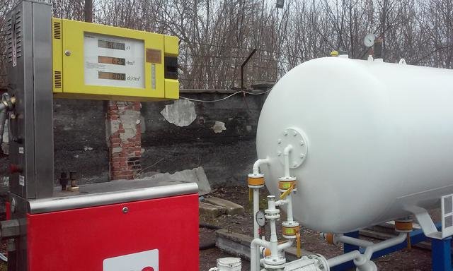 Нелегальные газовые заправки в Черниговской области закрыли налоговики (фото) - фото 1 Нелегальные газовые заправки в Черниговской области закрыли налоговики (фото) - фото 1