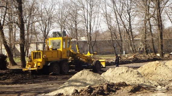 В Краматорске идет реконструкция Сада Бернацкого (ФОТО, ВИДЕО) (фот... В Краматорске идет реконструкция Сада Бернацкого (ФОТО, ВИДЕО) (фото) - фото 3